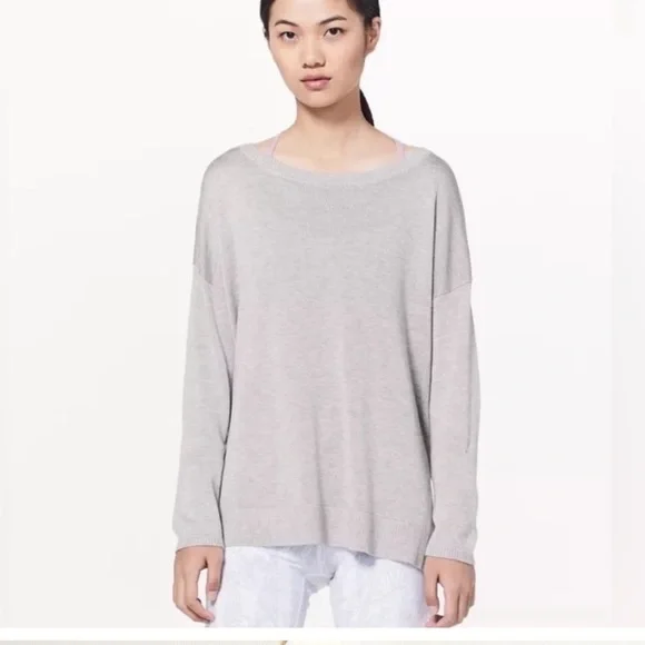 Lululemon top - Picture 7 of 8